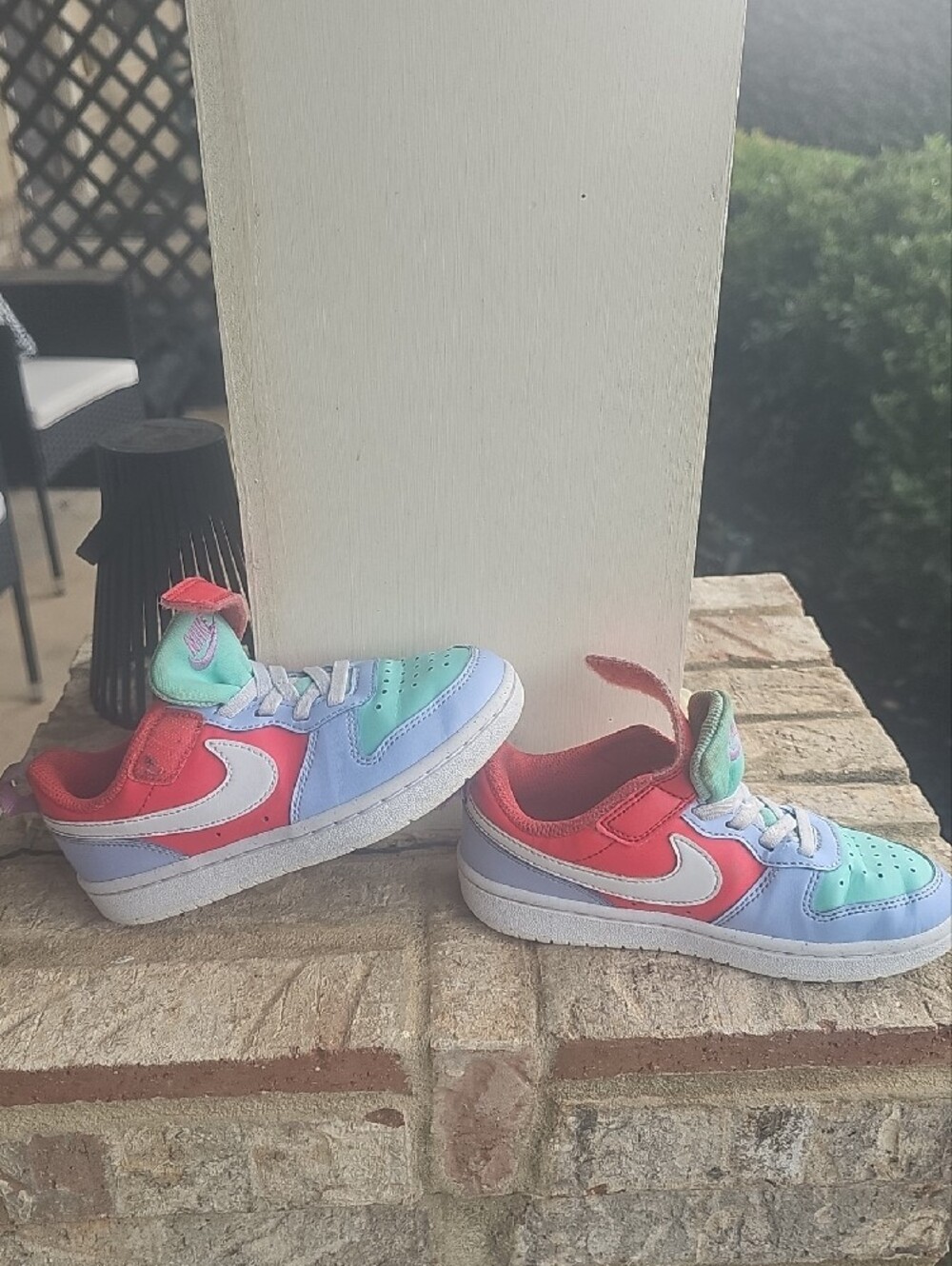 Nike Kids Low-Top Sneakers in Mint, Coral & Lavender - Picture 2 of 2